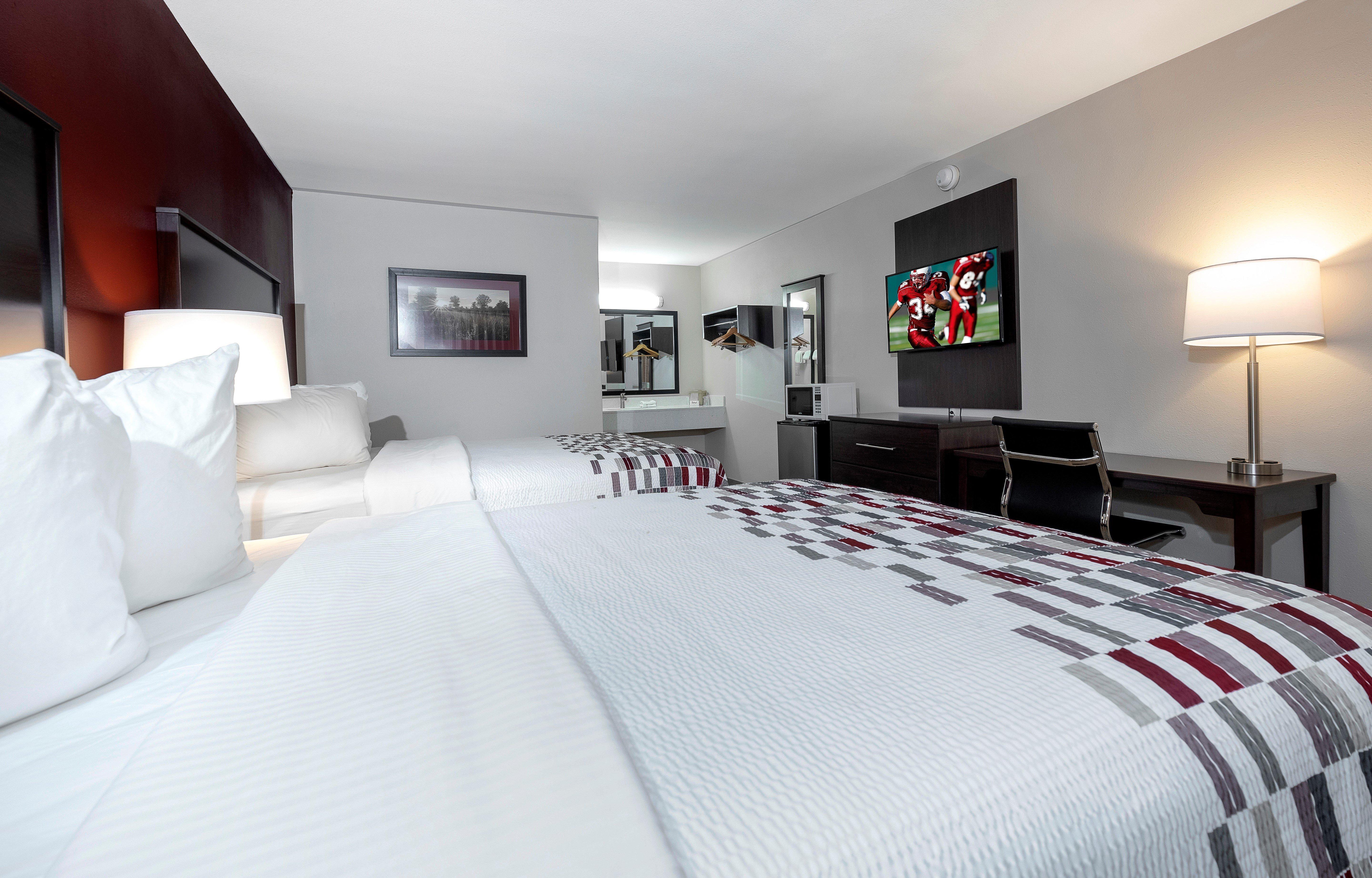 Red Roof Inn Масъл Шоулс Екстериор снимка