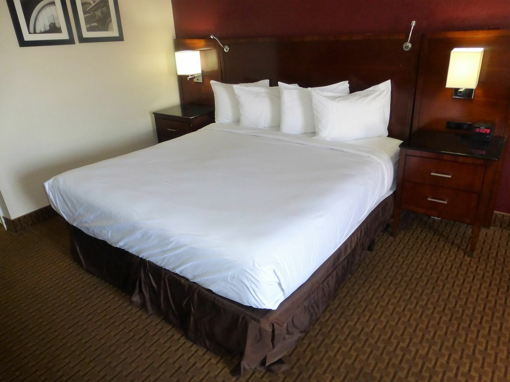 Red Roof Inn Масъл Шоулс Екстериор снимка
